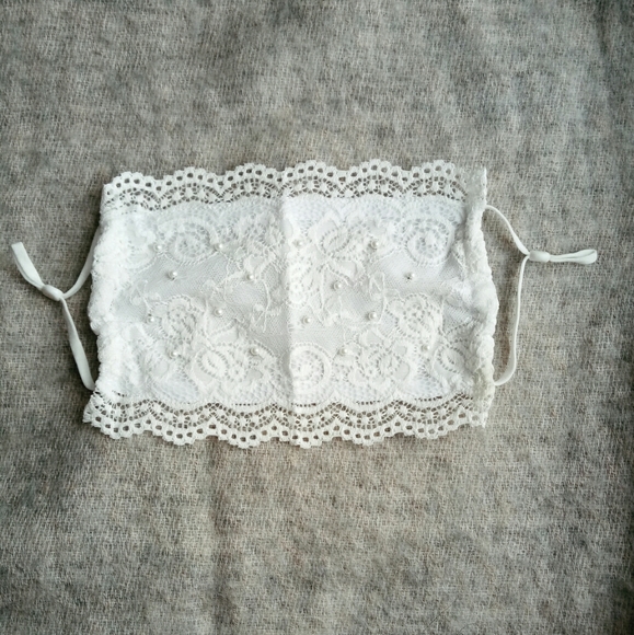 Set 2 lace party face mask adjustable black white - Picture 4 of 8